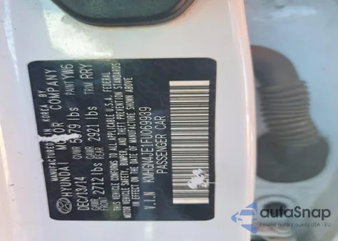 2015 Hyundai Genesis 3.8L z USA, uszkodzony, nr VIN KMHGN4JE1FU069939